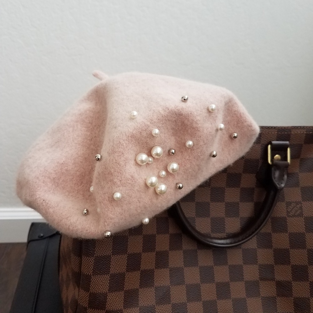 David and Young Wool Beret